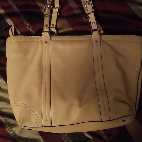 Womens COACH purse - Picture 7 of 13